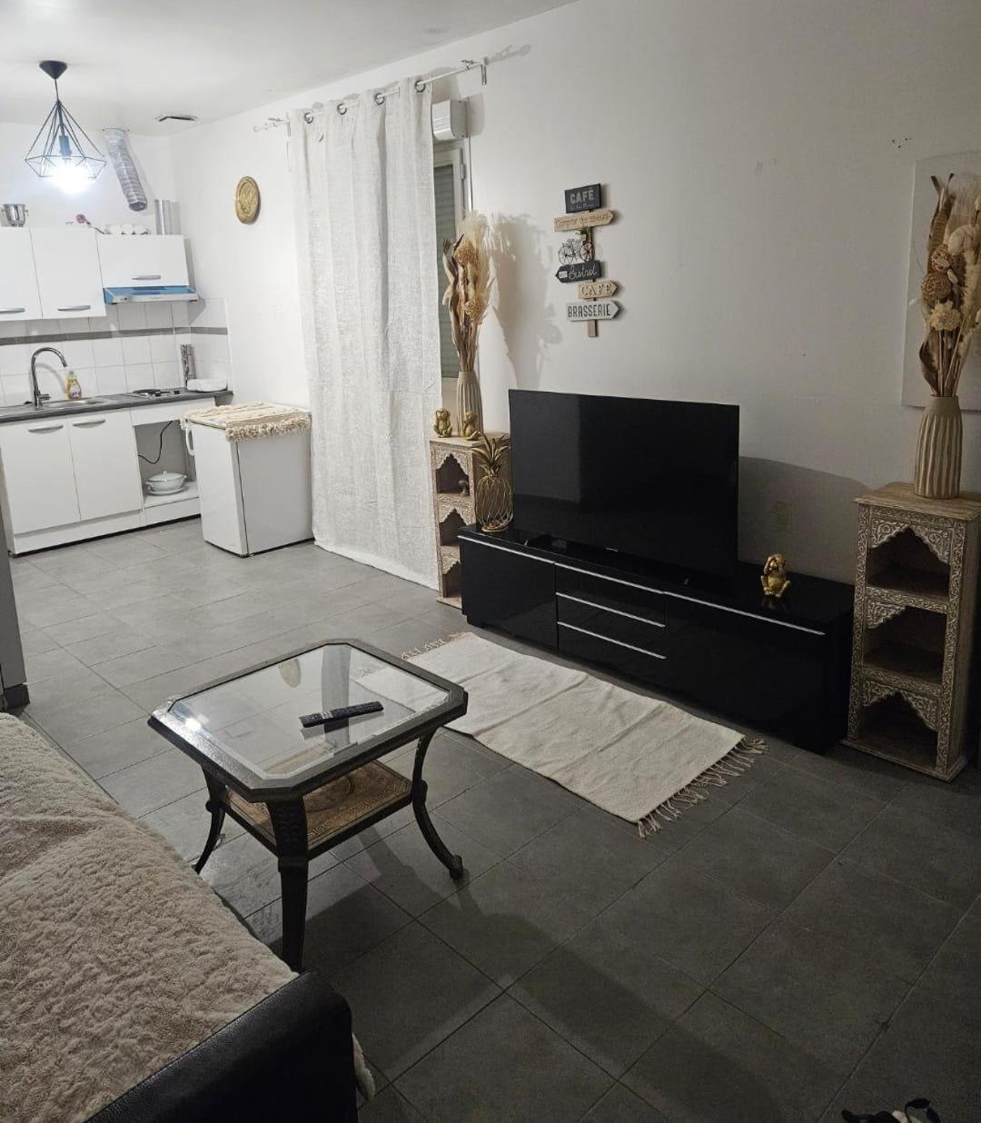 Studio A 2 Arret De Paris Pierrefitte-sur-Seine Dış mekan fotoğraf